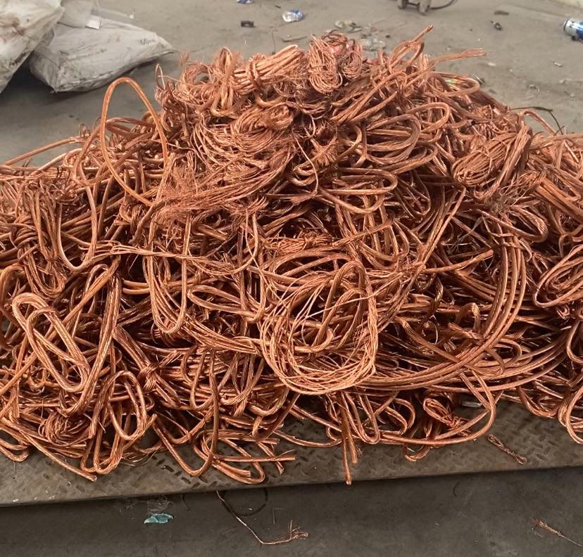 Cobre clasificado para venta por material.